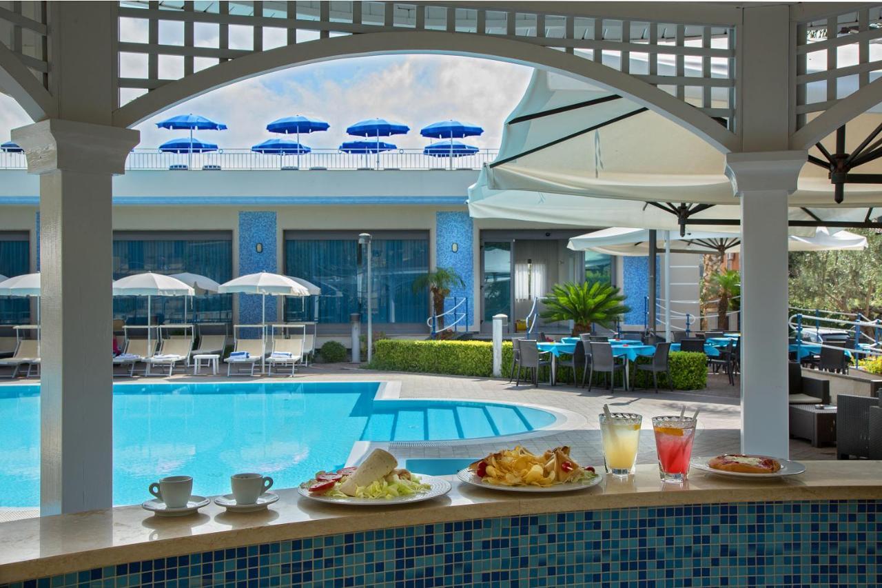 Hotel Premiere Varcaturo Εξωτερικό φωτογραφία