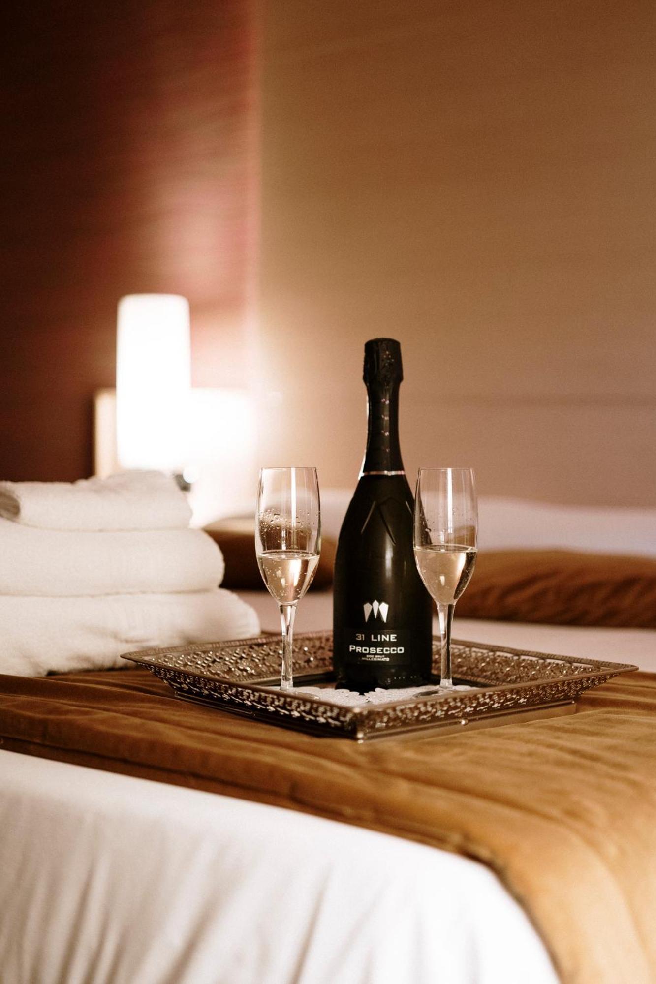 Hotel Premiere Varcaturo Εξωτερικό φωτογραφία