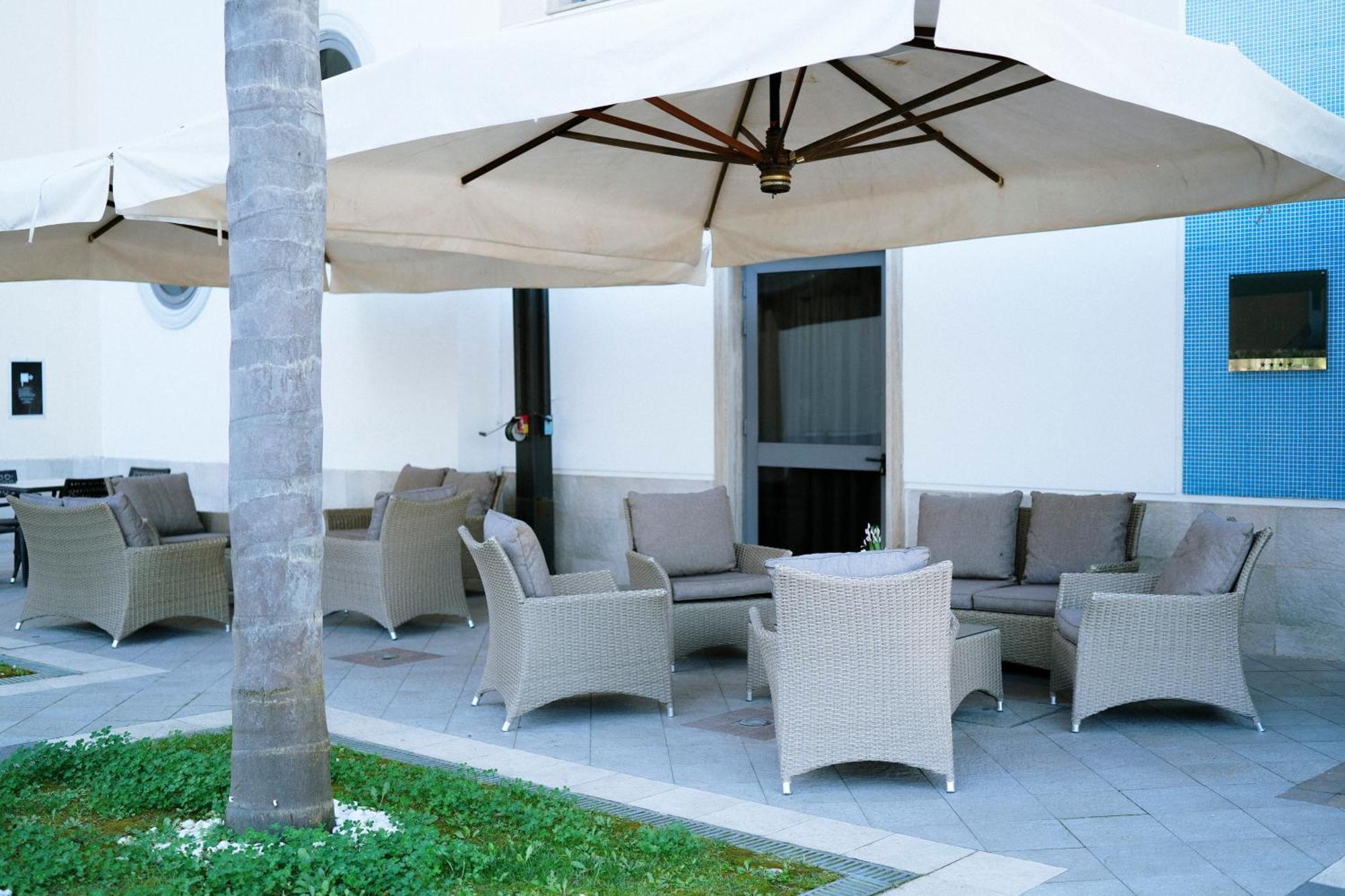 Hotel Premiere Varcaturo Εξωτερικό φωτογραφία
